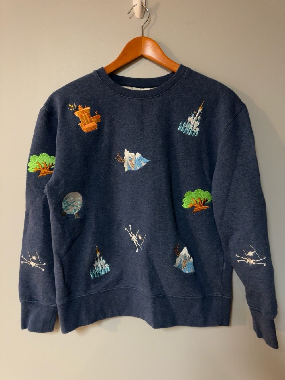 Disney Parks Attractions Embroidered Sweatshirt Blue Pullover Women’s Small